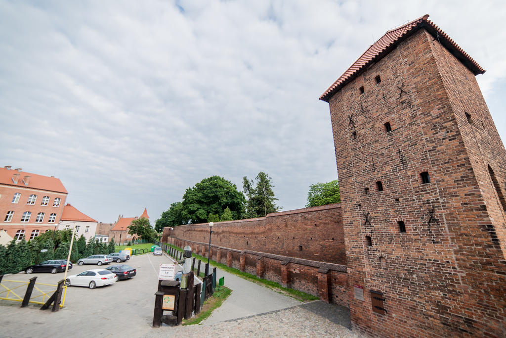 Hotel Karczma Chelminska Chelmno  Luaran gambar